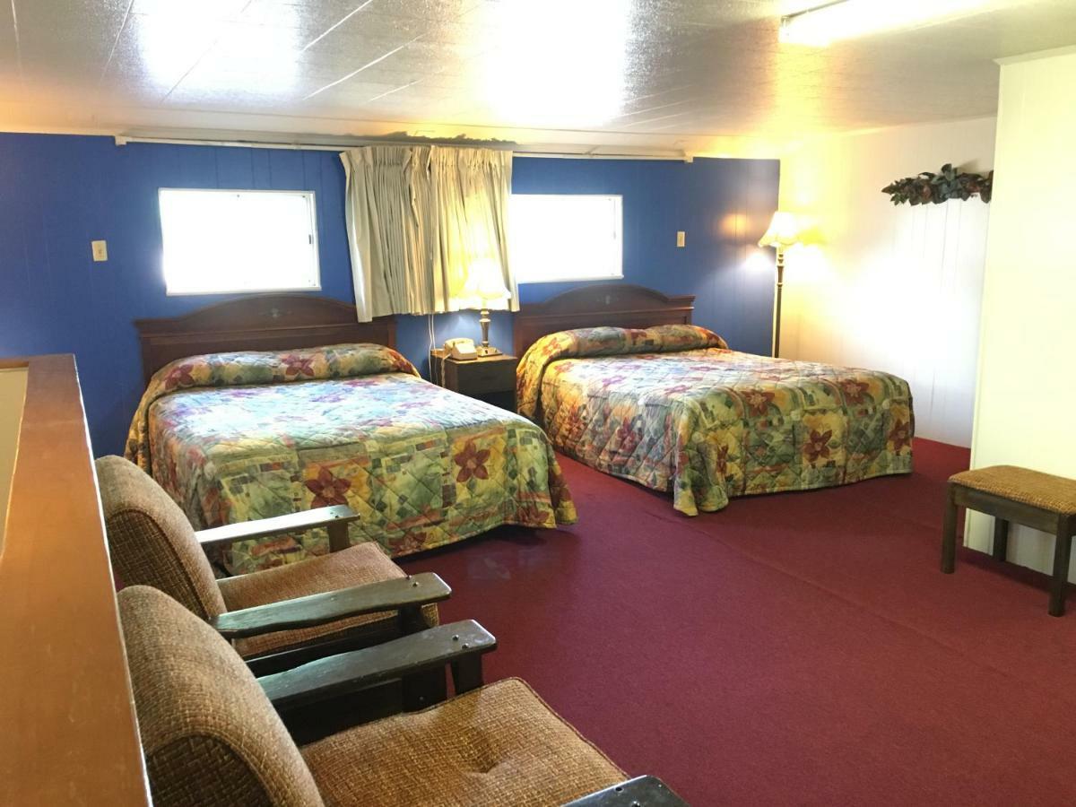 Azure Hills Inn And Suites Fredericksburg Eksteriør billede